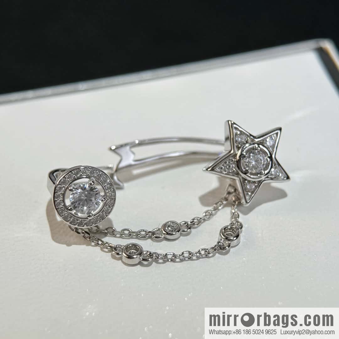 ❗️New ❗️ (single) ☀️ new ☑️ Chanel meteor series LUNE moon star ear hanging earrings ☀️