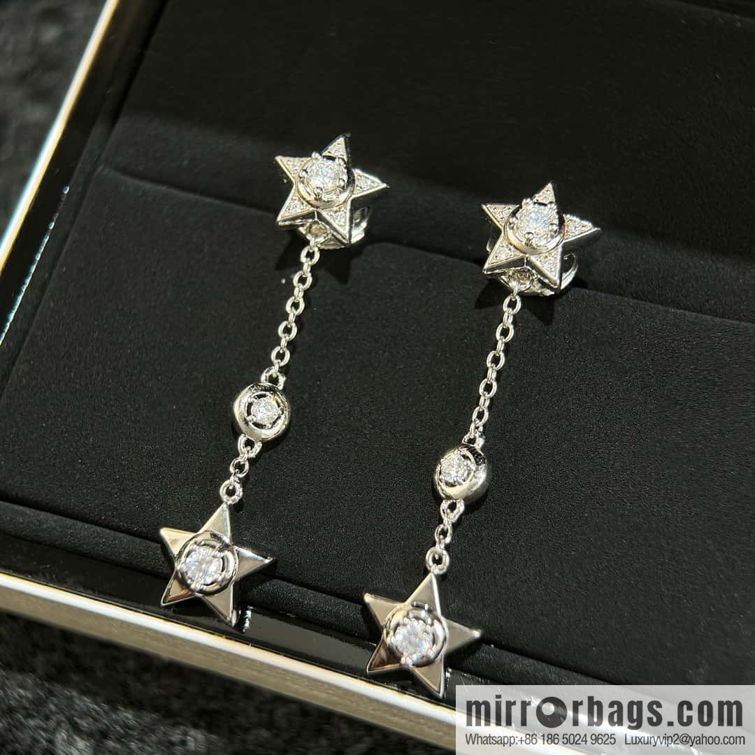 ❗️New ❗️ (a variety of wearing methods) ☀️ new ☑️ Chanel meteor series LUNE moon star stud earrings ☀️