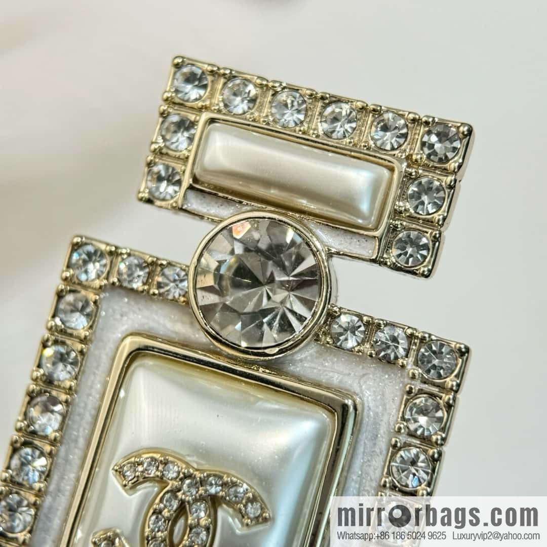 ❗️New ❗️☀️ New ☑️ Chanel perfume bottle brooch ☀️