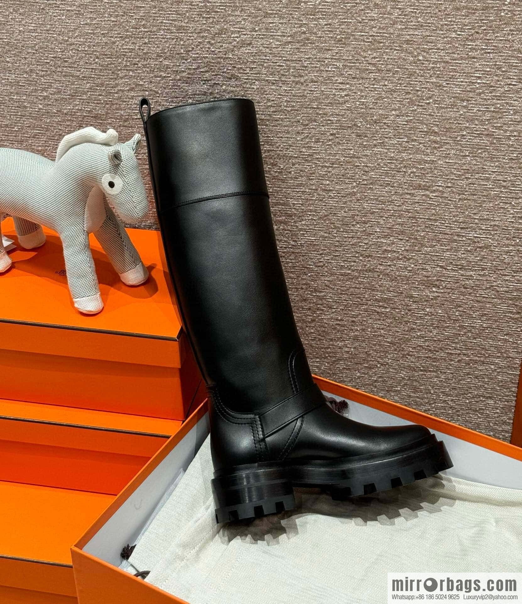 HERMES 218 Jaime Boots, black/Noir calfskin/calfskin