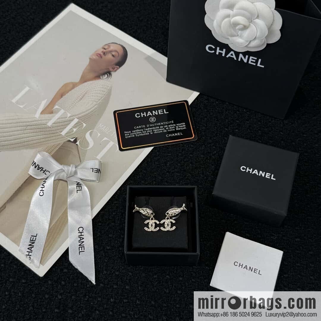❗️New ❗️☀️ New ☑️ Chanel c2 double c Pisces stud earrings ☀️