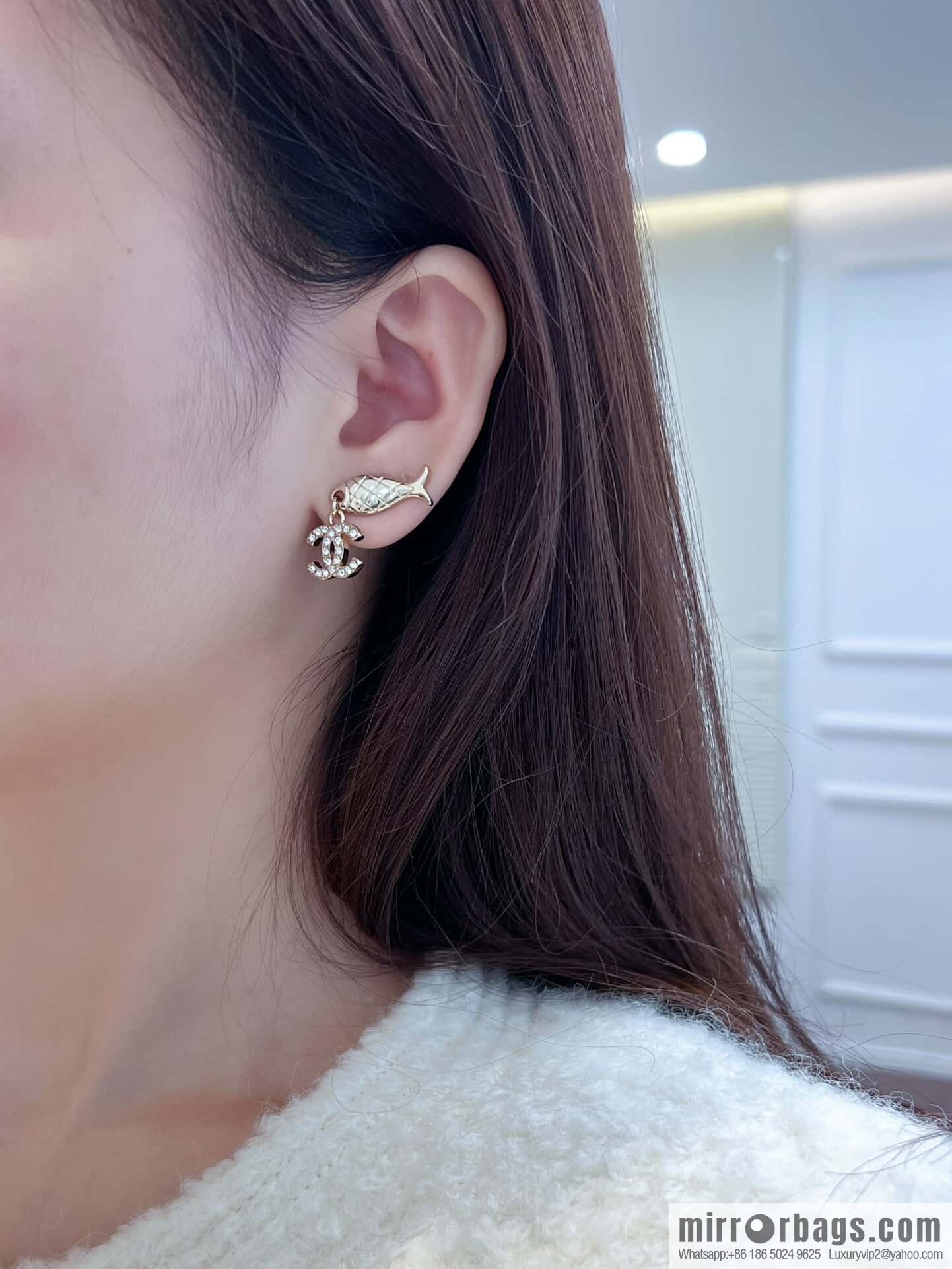 ❗️New ❗️☀️ New ☑️ Chanel c2 double c Pisces stud earrings ☀️