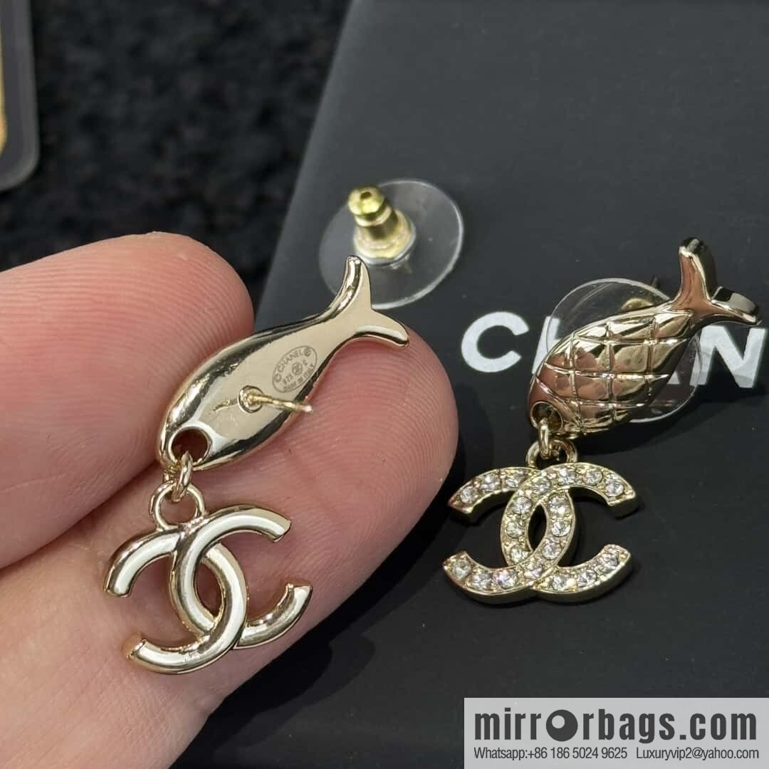 ❗️New ❗️☀️ New ☑️ Chanel c2 double c Pisces stud earrings ☀️