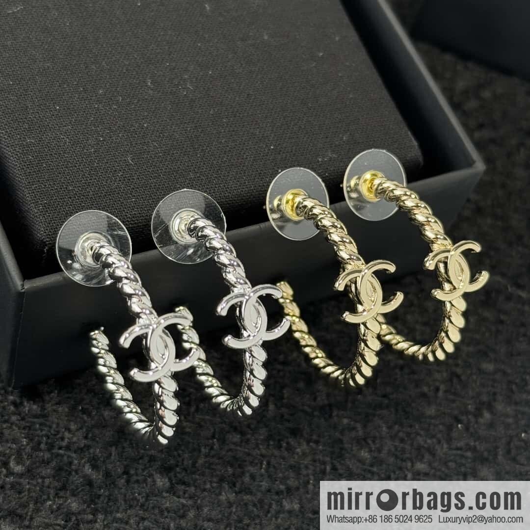 ❗️New ❗️☀️ New ☑️ Chanel c1 double c hemp rope stud earrings ☀️