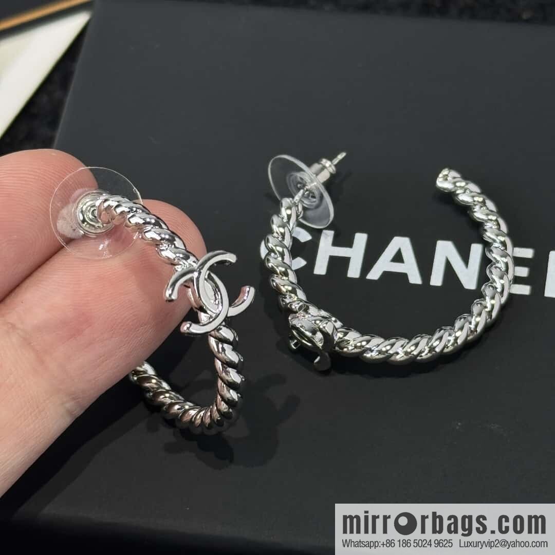 ❗️New ❗️☀️ New ☑️ Chanel c1 double c hemp rope stud earrings ☀️
