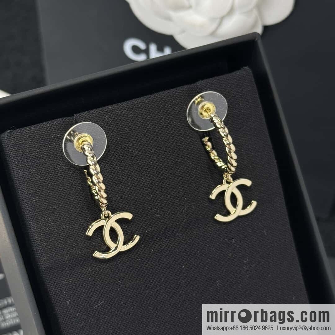 ❗️New ❗️☀️ New ☑️ Chanel c2 double c hemp rope stud earrings ☀️