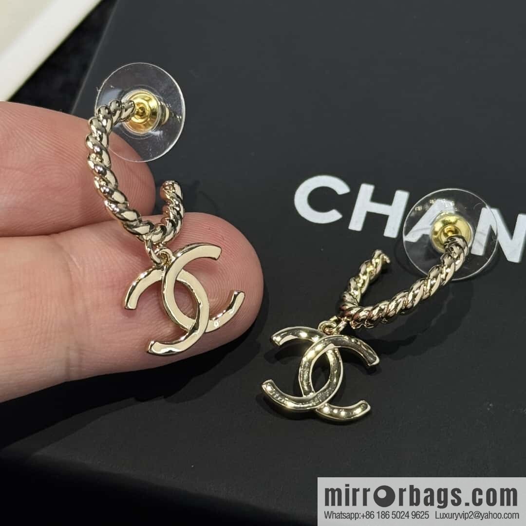 ❗️New ❗️☀️ New ☑️ Chanel c2 double c hemp rope stud earrings ☀️