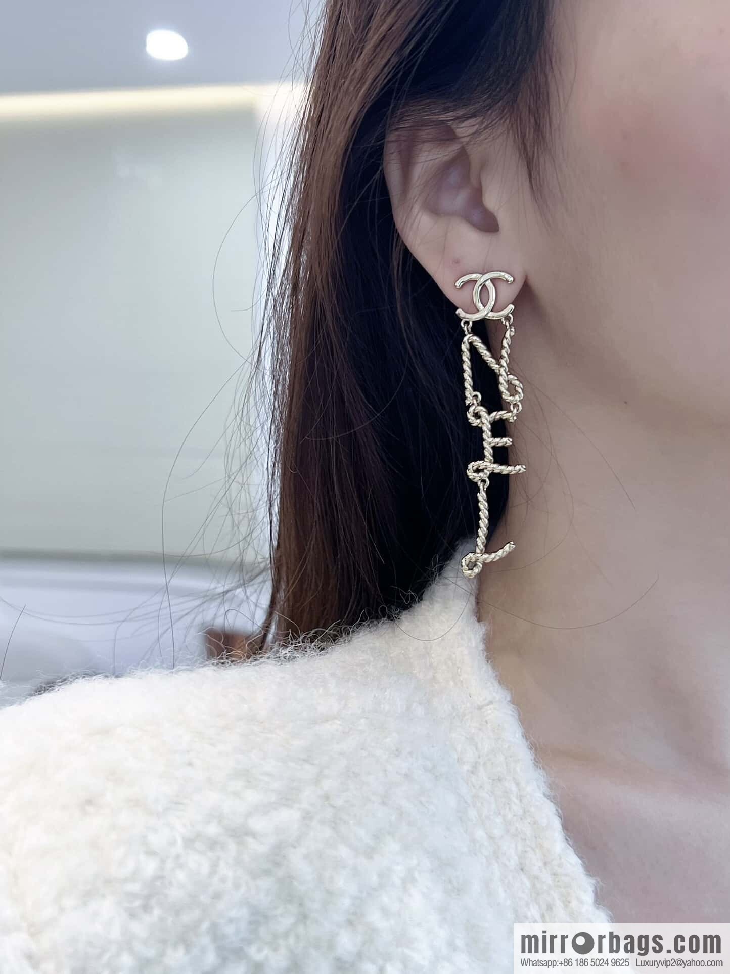 ❗️New ❗️☀️ new ☑️ Chanel double c hemp rope letter stud earrings ☀️