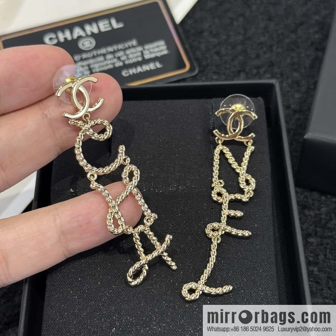 ❗️New ❗️☀️ new ☑️ Chanel double c hemp rope letter stud earrings ☀️