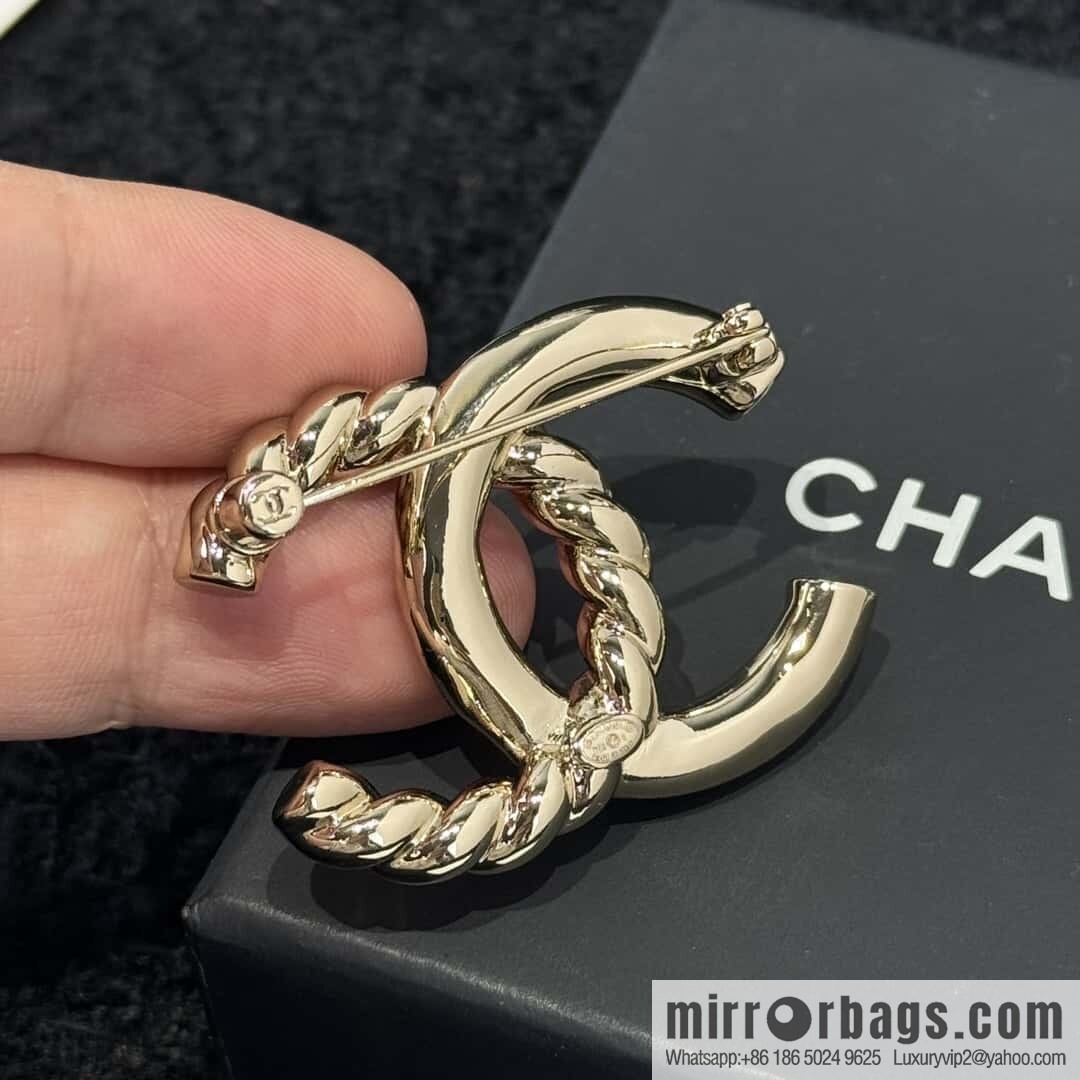 ❗️New ❗️☀️ New ☑️ Chanel Double C Hemp Rope Brooch ☀️