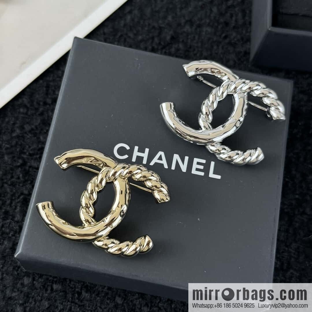 ❗️New ❗️☀️ New ☑️ Chanel Double C Hemp Rope Brooch ☀️