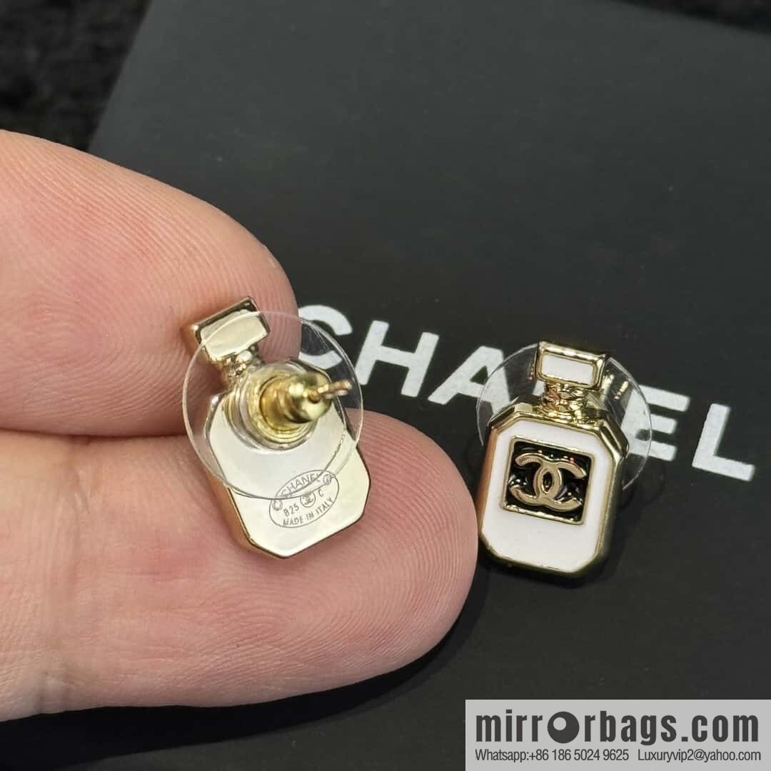 ❗️New ❗️☀️ New ☑️ Chanel C1 double c perfume bottle stud earrings ☀️