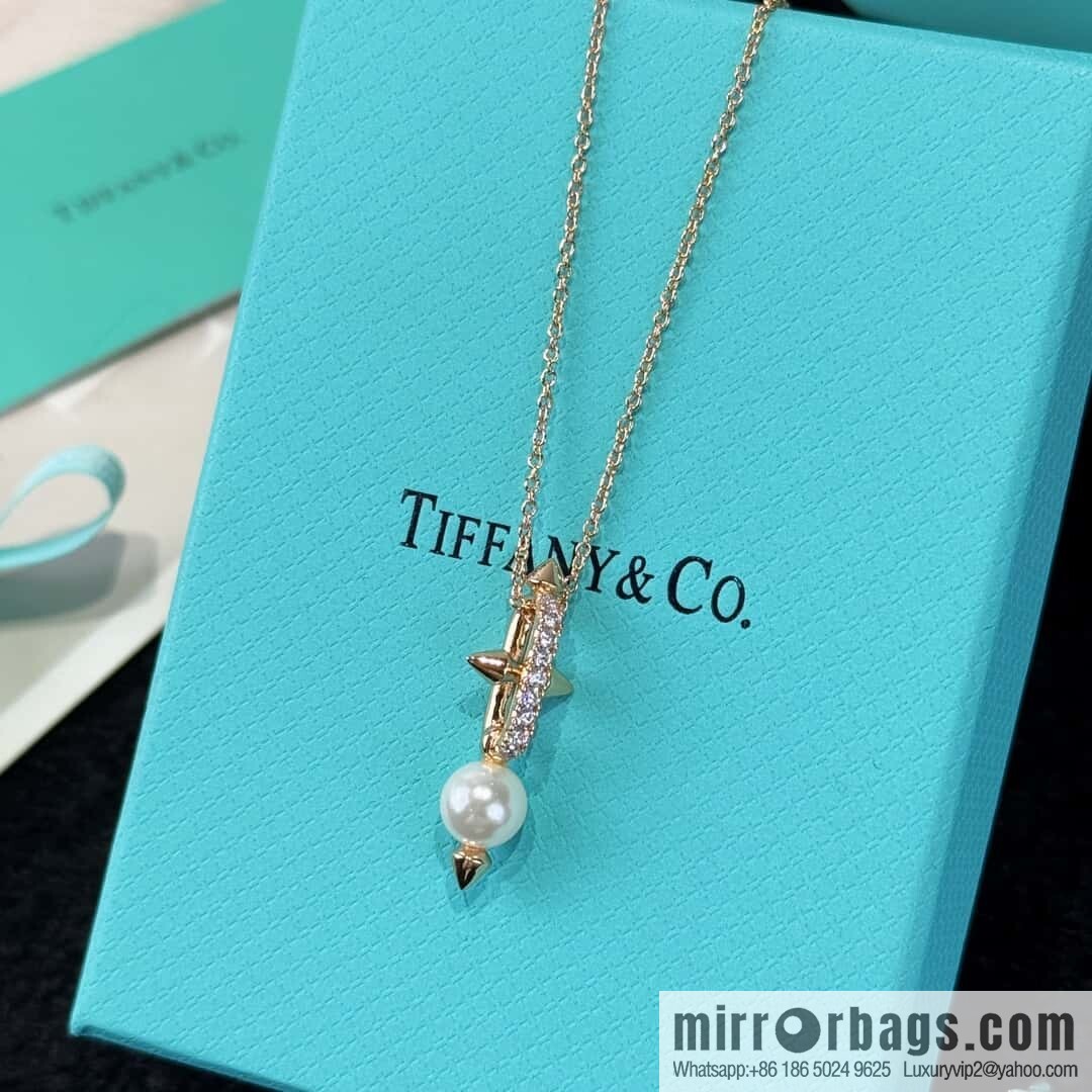 ❗️New ❗️ ☀️ Tiffany & co Tiffany Titan Jewelry Collection Tiffany Titan by Pharrell Williams Trident Pearl Necklace ☀️