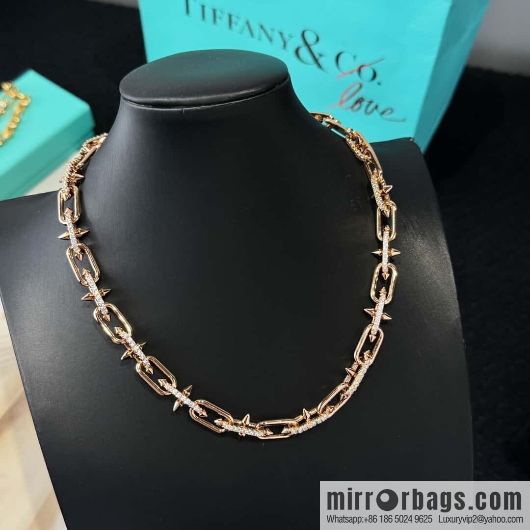 ❗️New ❗️ ☀️ Tiffany & co Tiffany Titan Jewelry Collection Tiffany Titan by Pharrell Williams Trident Necklace ☀️