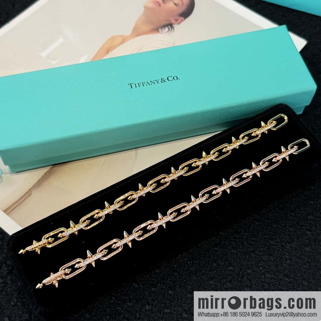 ❗️New ❗️ ☀️ Tiffany & co Tiffany Titan Jewelry Collection Tiffany Titan by Pharrell Williams Trident Necklace ☀️