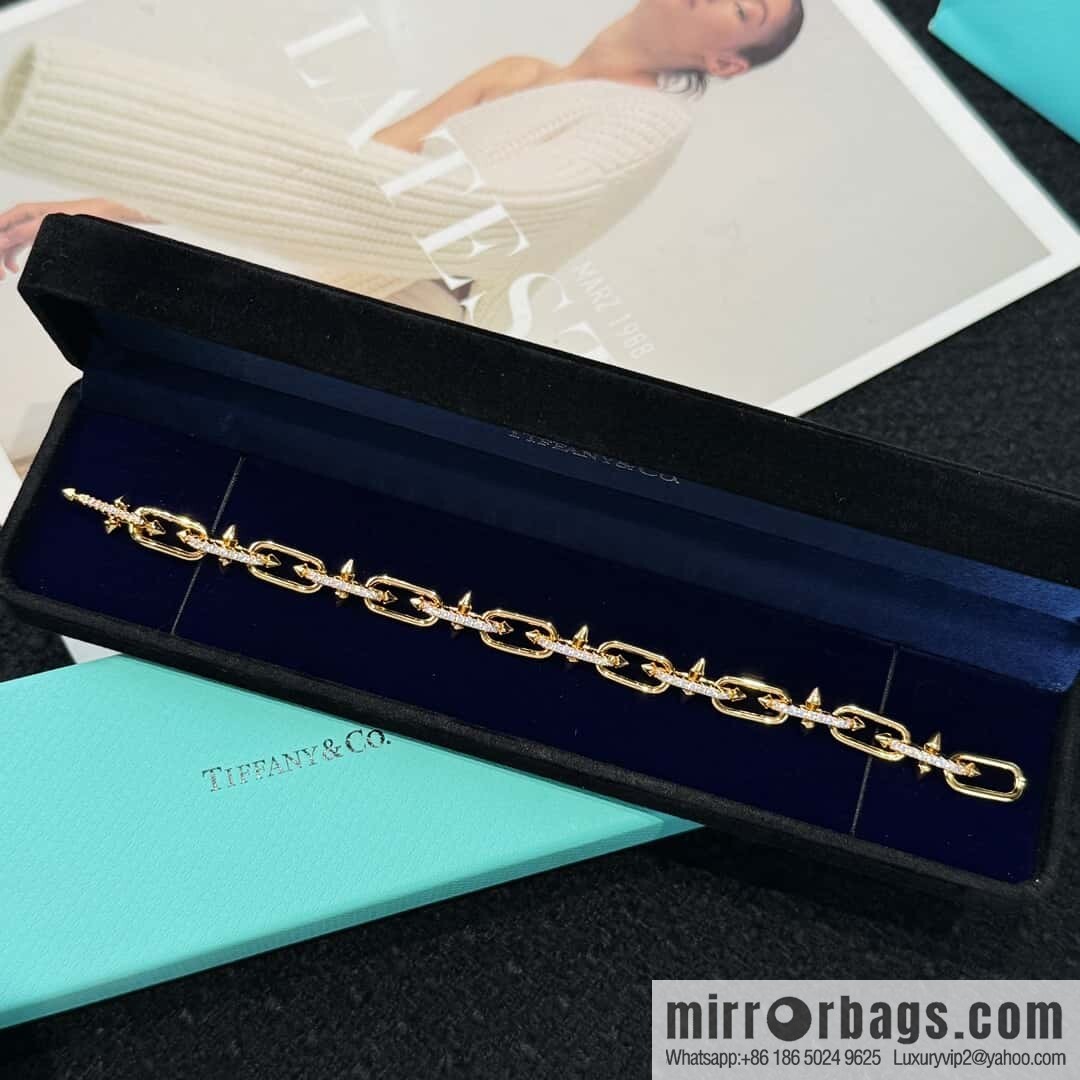 ❗️New ❗️ ☀️ Tiffany & co Tiffany Titan Jewelry Collection Tiffany Titan by Pharrell Williams Trident Necklace ☀️