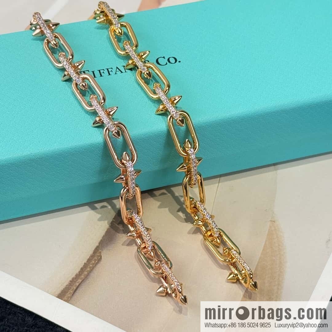 ❗️New ❗️ ☀️ Tiffany & co Tiffany Titan Jewelry Collection Tiffany Titan by Pharrell Williams Trident Necklace ☀️