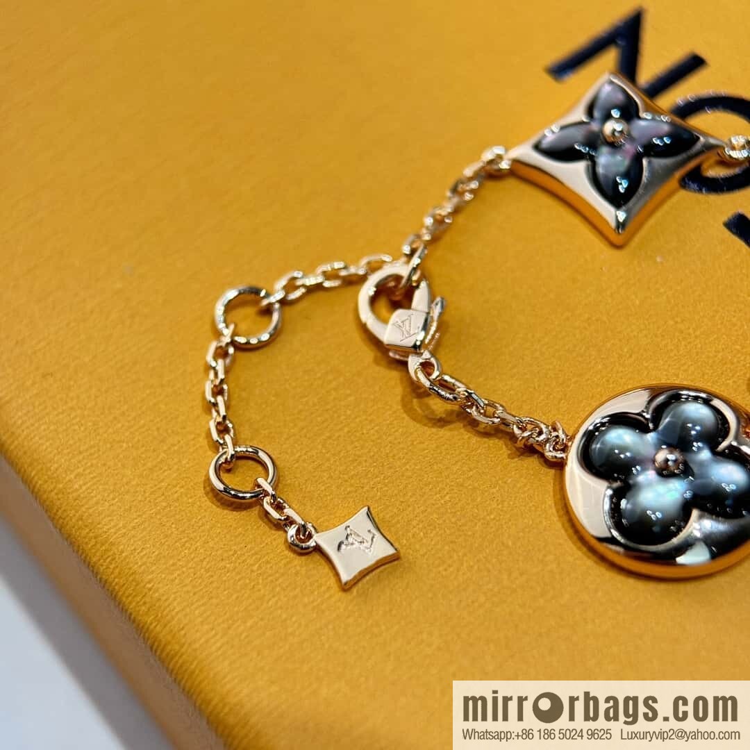 Louis Vuitton Louis Vuitton COLOR BLOSSOM BB MULTI-MOTIF Rhombus gray shell LV bracelet