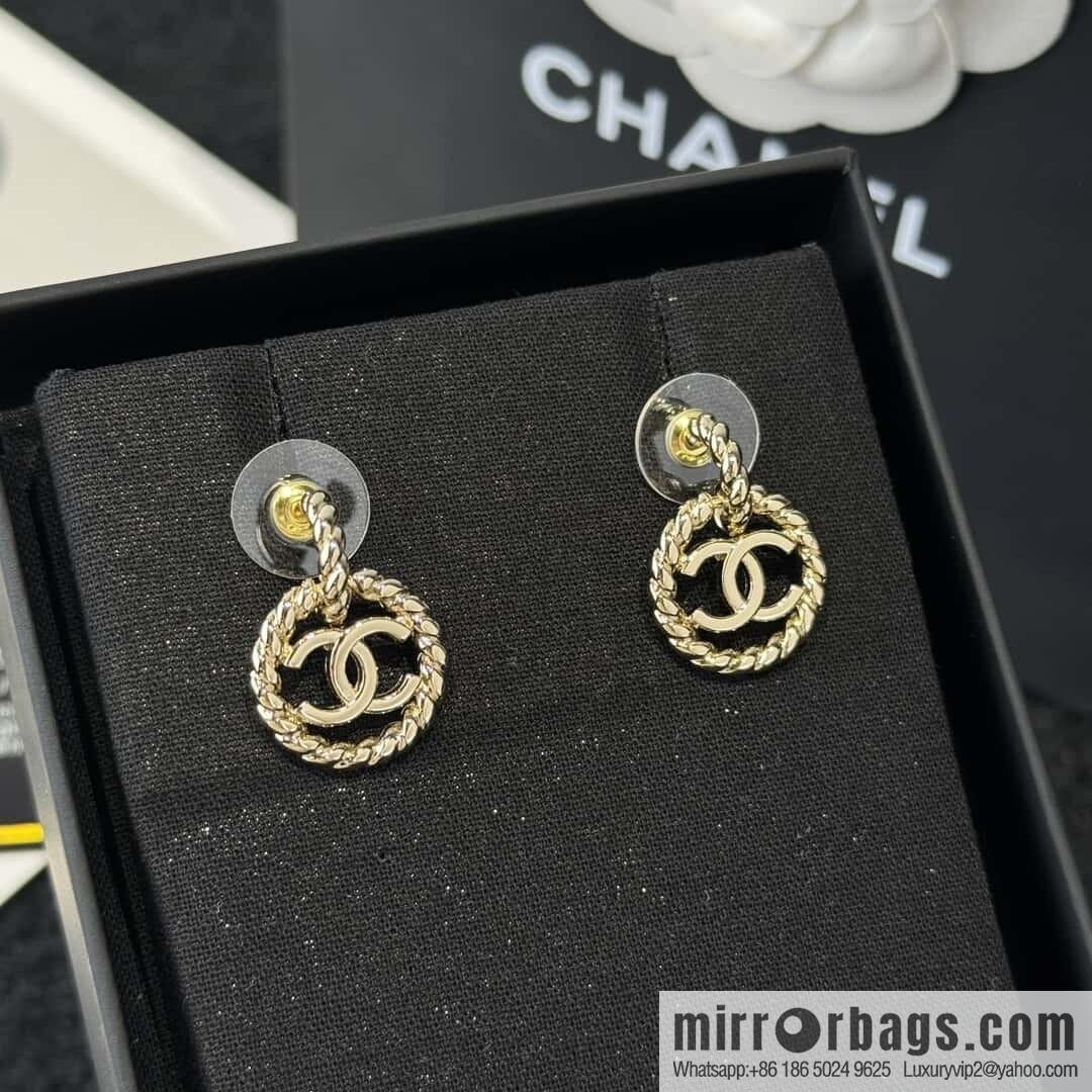 ❗️New ❗️☀️ New ☑️ Chanel C2 double c round hemp rope stud earrings ☀️