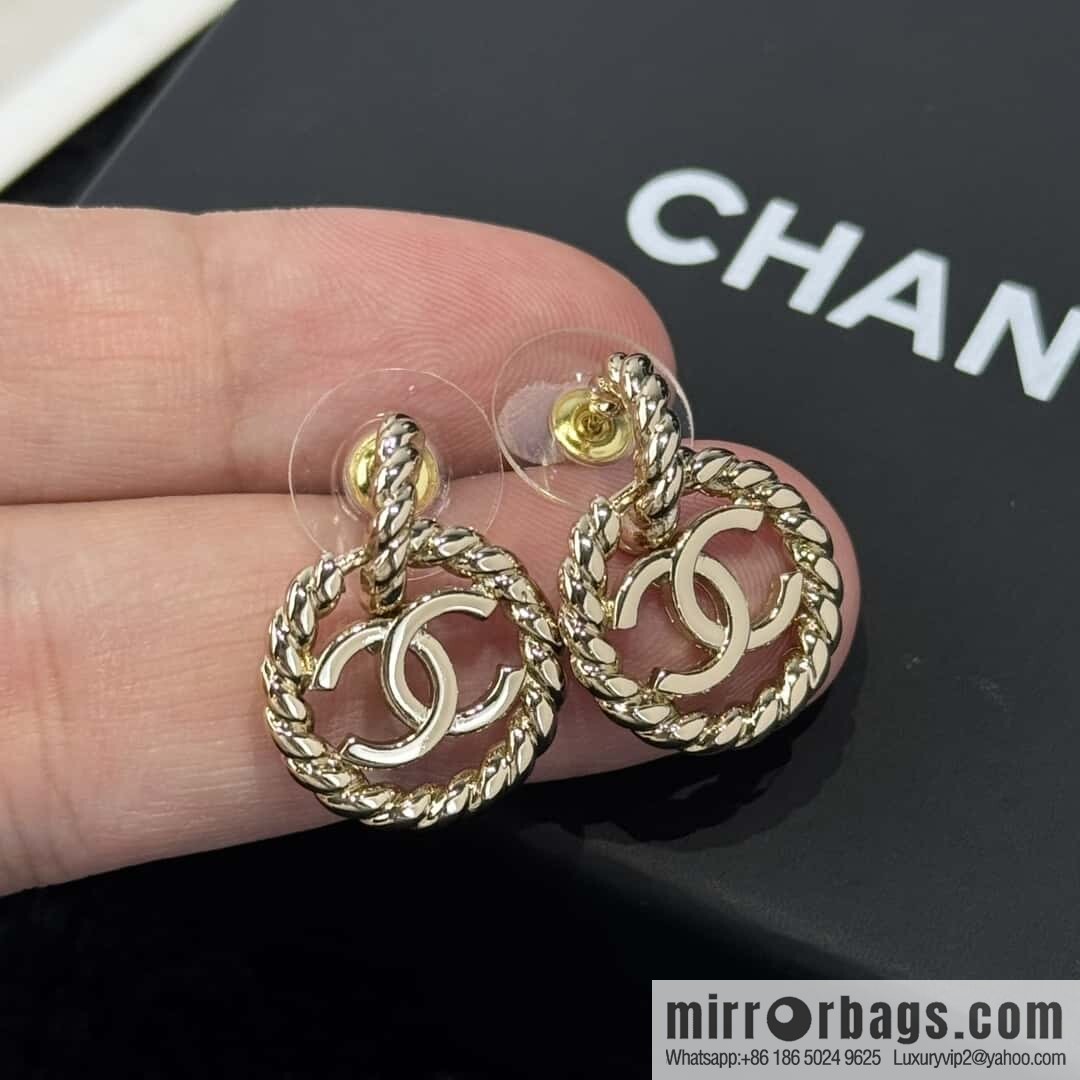❗️New ❗️☀️ New ☑️ Chanel C2 double c round hemp rope stud earrings ☀️