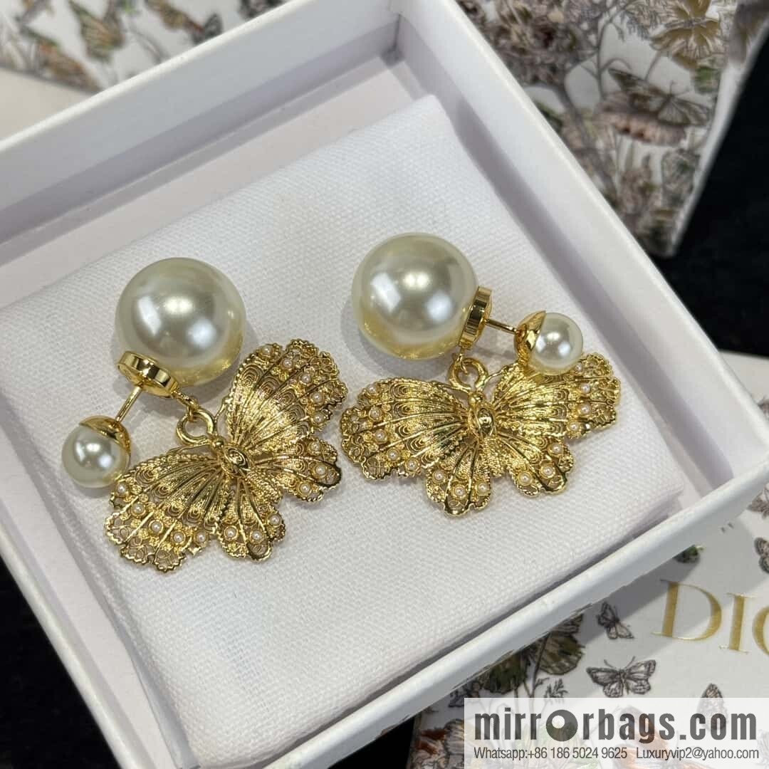 ❗️New ❗️☀️ New ☑️ Dior Dior size pearl butterfly stud earrings ☀️