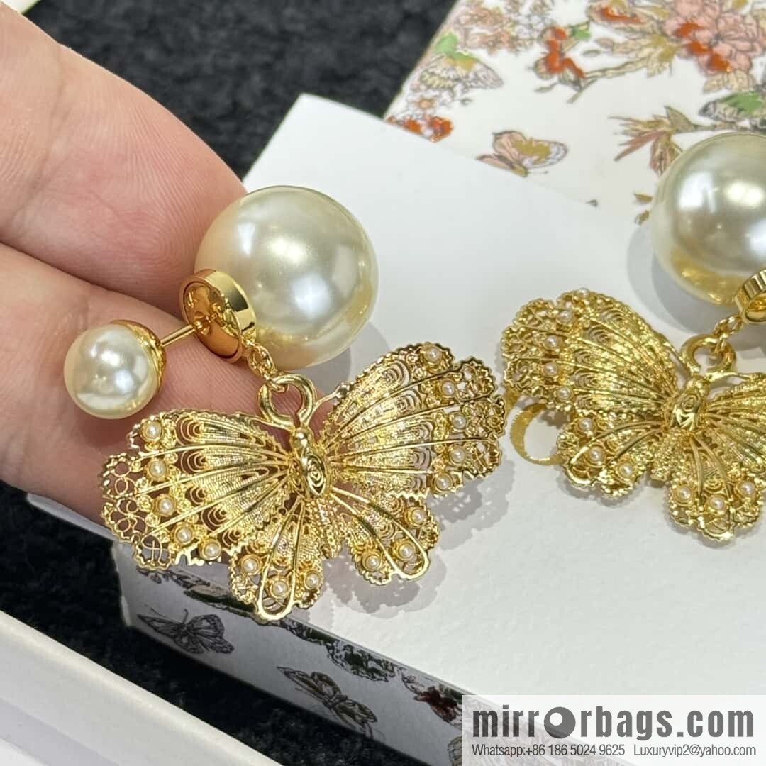 ❗️New ❗️☀️ New ☑️ Dior Dior size pearl butterfly stud earrings ☀️