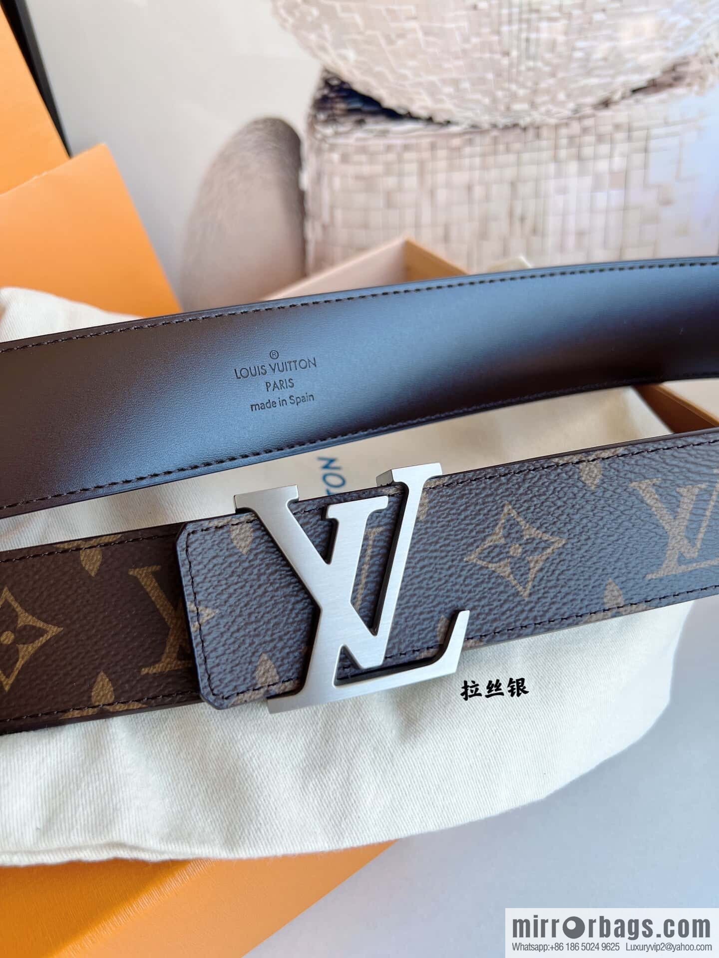 LV/Louis Vuitton Monogram Canvas. Damier Canvas Men's 40mm Belt