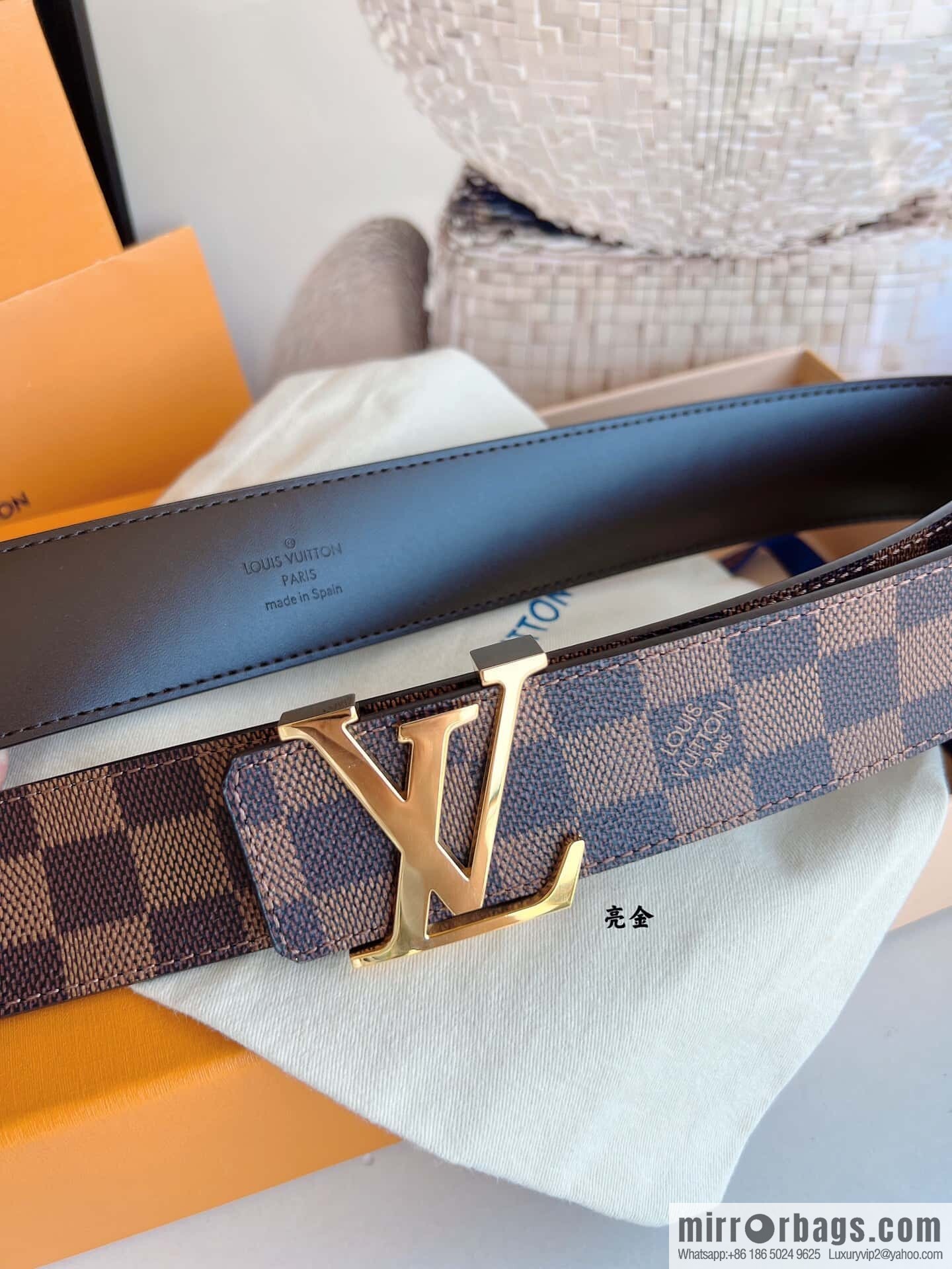 LV/Louis Vuitton Monogram Canvas. Damier Canvas Men's 40mm Belt