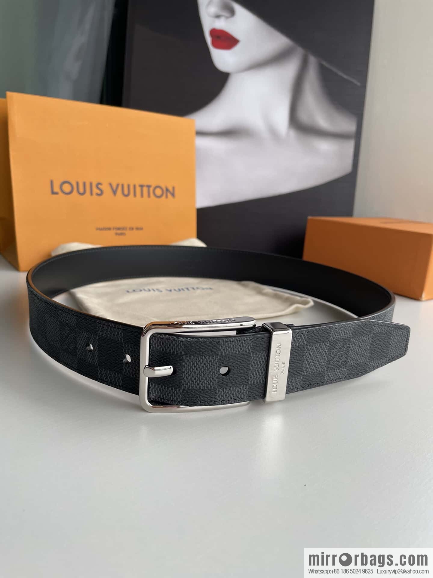 LV -35mm wide calfskin belt