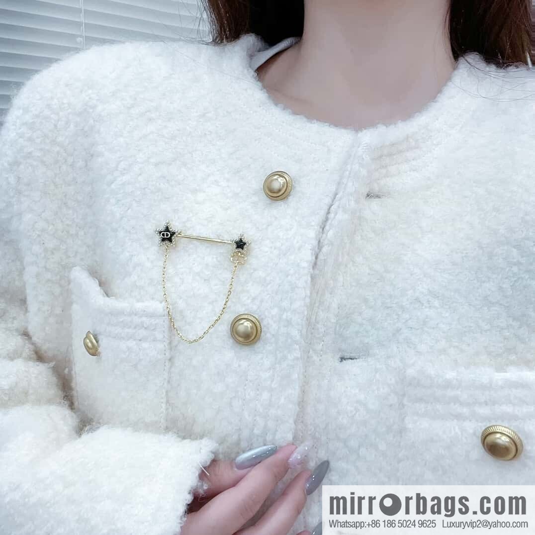 ❗️New ❗️☀️ New ☑️ Dior Five-pointed Star Fringe Brooch ☀️