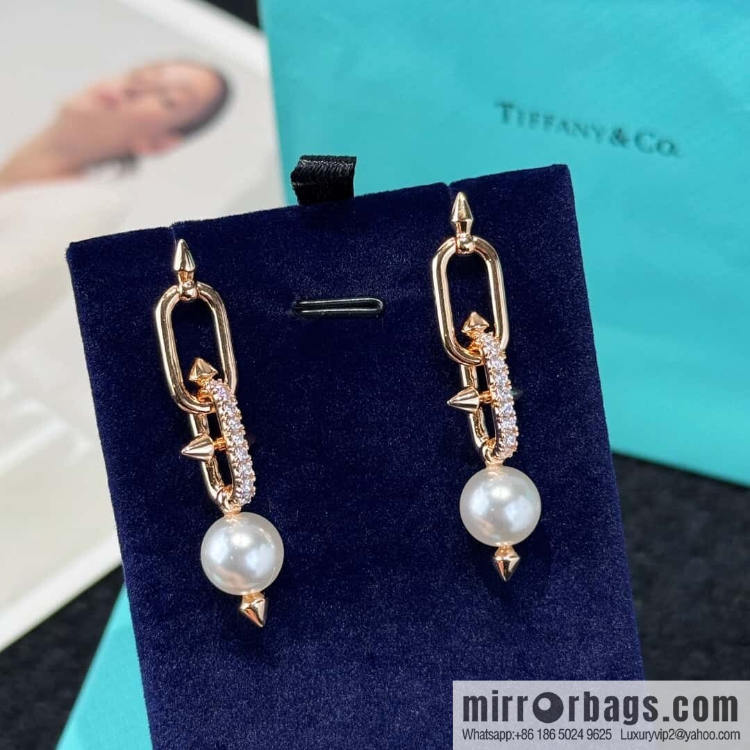 ❗️New ❗️ ☀️ Tiffany & co Tiffany Titan Jewelry Collection Tiffany Titan by Pharrell Williams Trident Pearl Stud Earrings ☀️