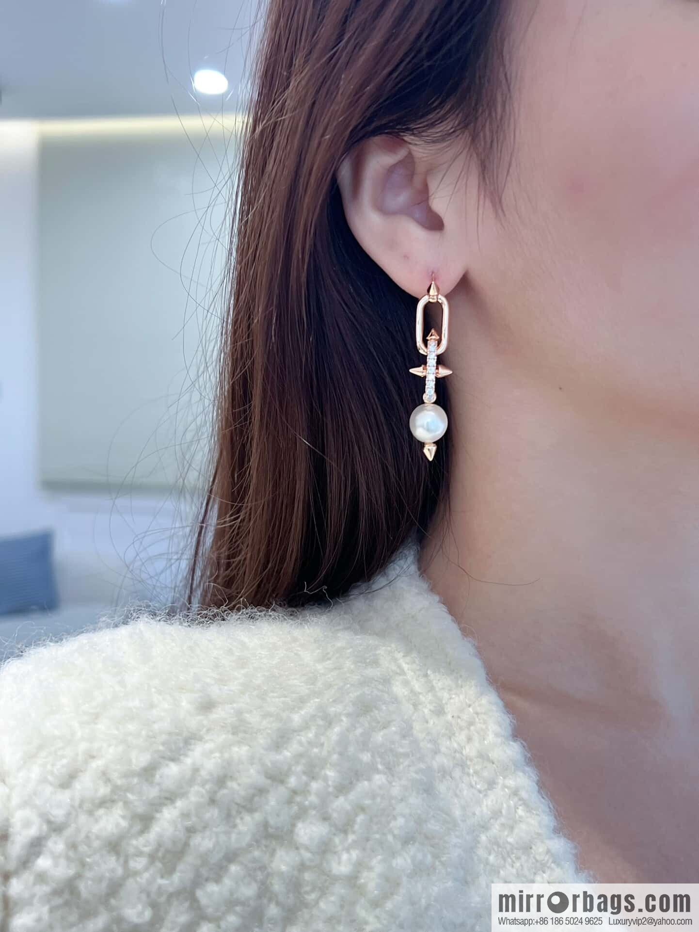 ❗️New ❗️ ☀️ Tiffany & co Tiffany Titan Jewelry Collection Tiffany Titan by Pharrell Williams Trident Pearl Stud Earrings ☀️