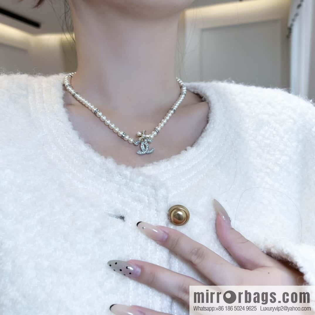 ❗️New ❗️☀️ New ☑️ Chanel Double C Clover Pearl Necklace ☀️