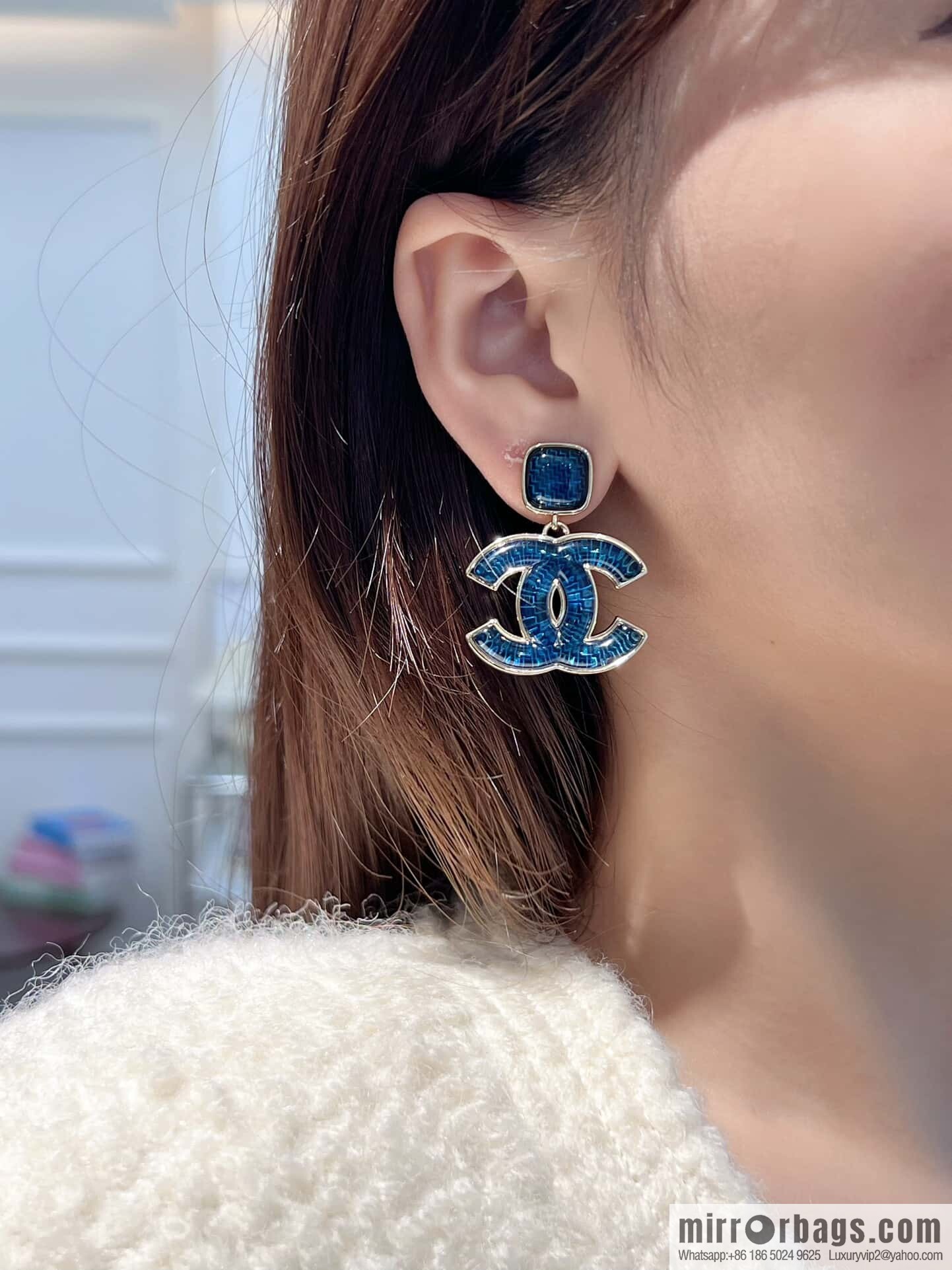 ❗️New ❗️☀️ new ☑️ chanel c2 double c blue acrylic stud earrings ☀️