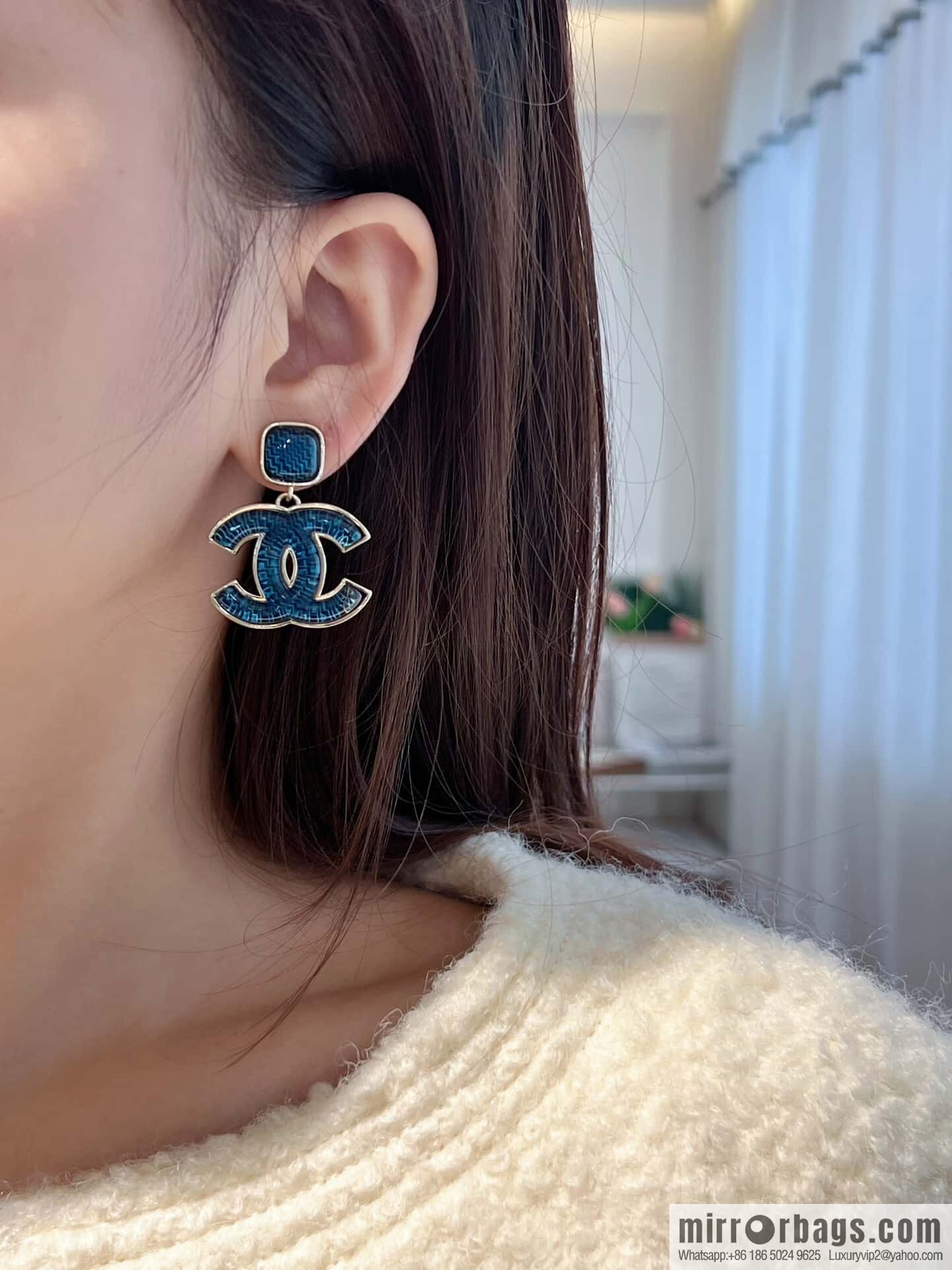 ❗️New ❗️☀️ new ☑️ chanel c2 double c blue acrylic stud earrings ☀️
