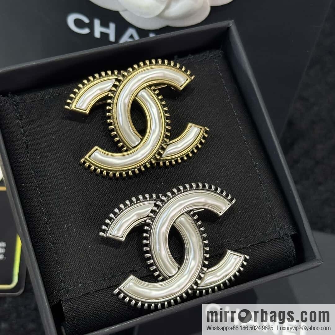 ❗️New ❗️☀️ New ☑️ Chanel Double C Brooch ☀️