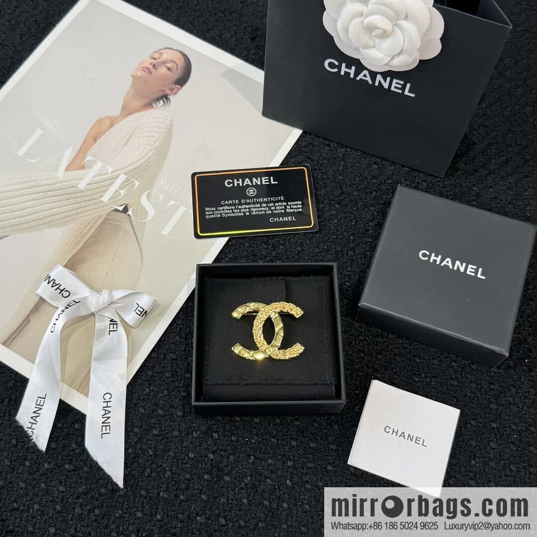❗️New ❗️☀️ New ☑️ Chanel Gold Double C Rhombus Brooch ☀️