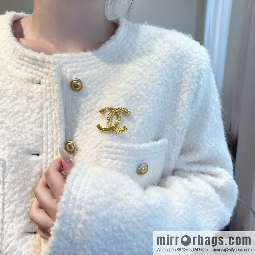 ❗️New ❗️☀️ New ☑️ Chanel Gold Double C Rhombus Brooch ☀️