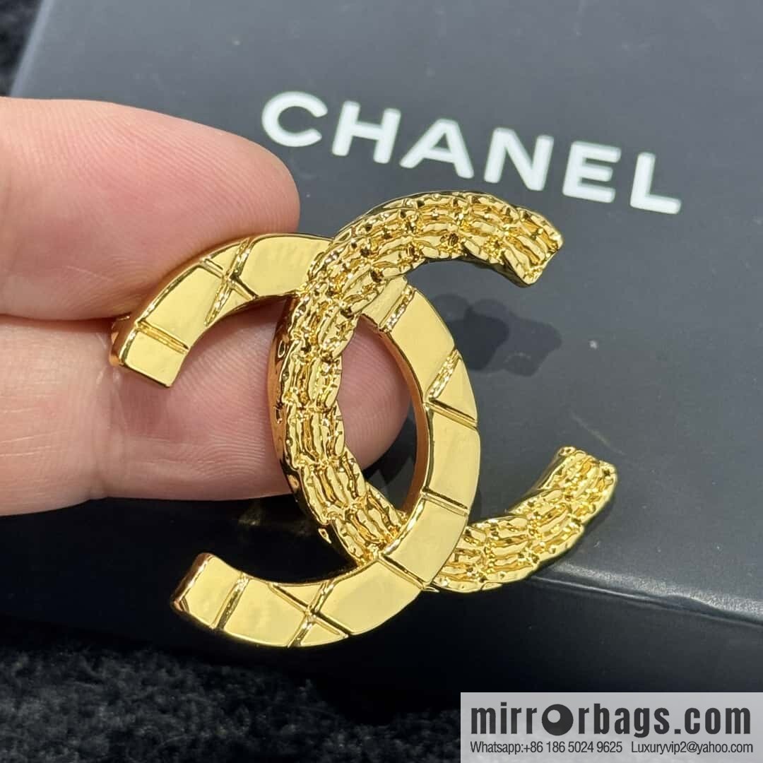❗️New ❗️☀️ New ☑️ Chanel Gold Double C Rhombus Brooch ☀️