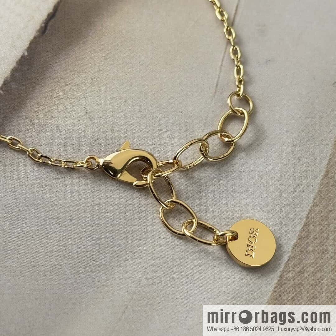 New ☑️ Dior heart love pentagram CD four-leaf clover bracelet