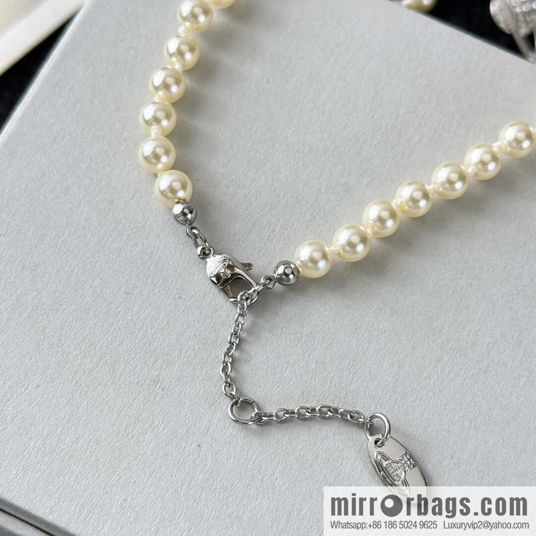 ❗️New ❗️ New ☑️ Vivienne Westwood Queen Mother Pin Full Diamond Saturn Pearl Necklace