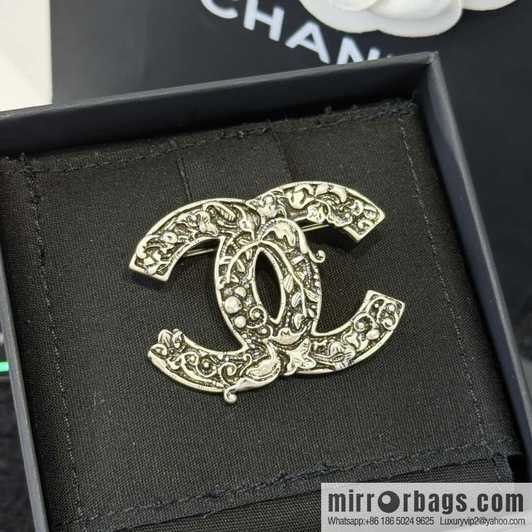 ❗️New ❗️ ☀️ new ☑️ Chanel double c brooch ☀️