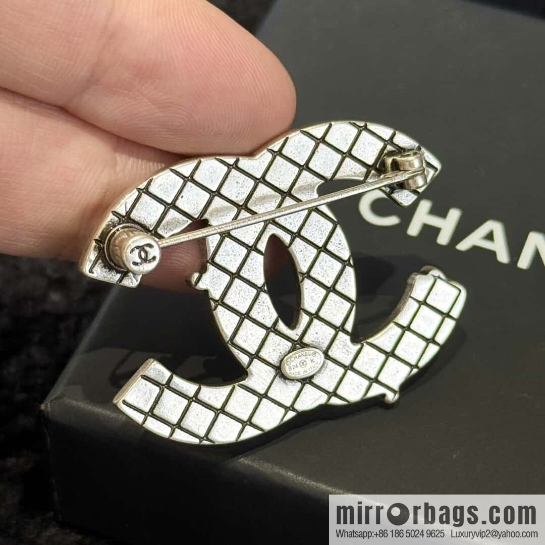 ❗️New ❗️ ☀️ new ☑️ Chanel double c brooch ☀️