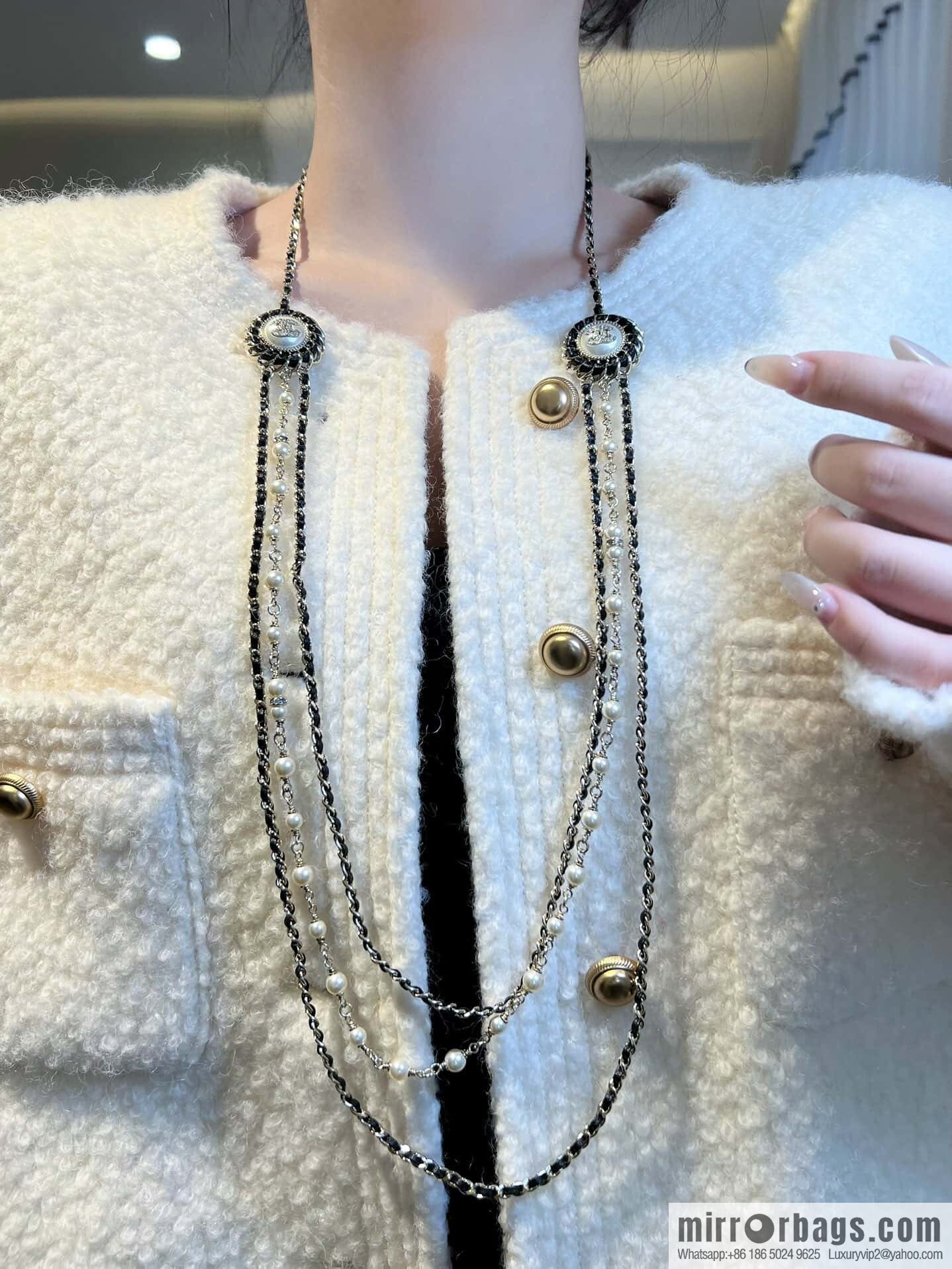 ❗️New ❗️☀️ new ☑️ Chanel double c three-layer black leather rope pearl necklace sweater chain ☀️