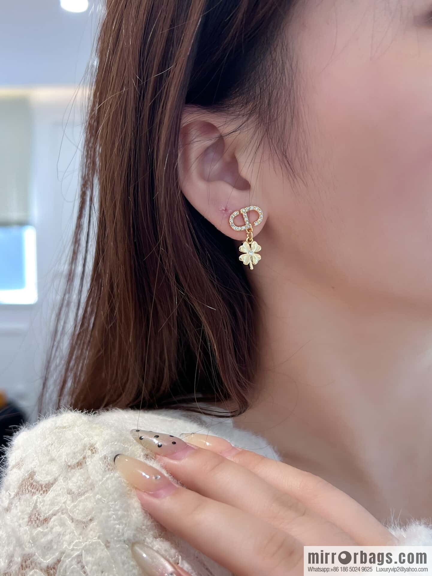 New ☑️ Dior asymmetrical pentagram peach heart four-leaf clover stud earrings