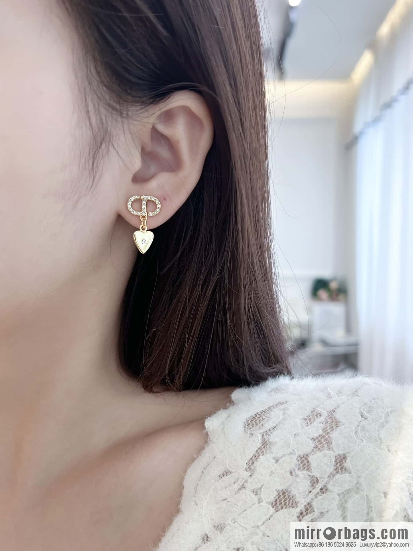 New ☑️ Dior asymmetrical pentagram peach heart four-leaf clover stud earrings