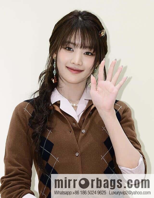 ❗️New ❗️ [Style] MIU MIU Squirrel Mushroom Stud Earrings