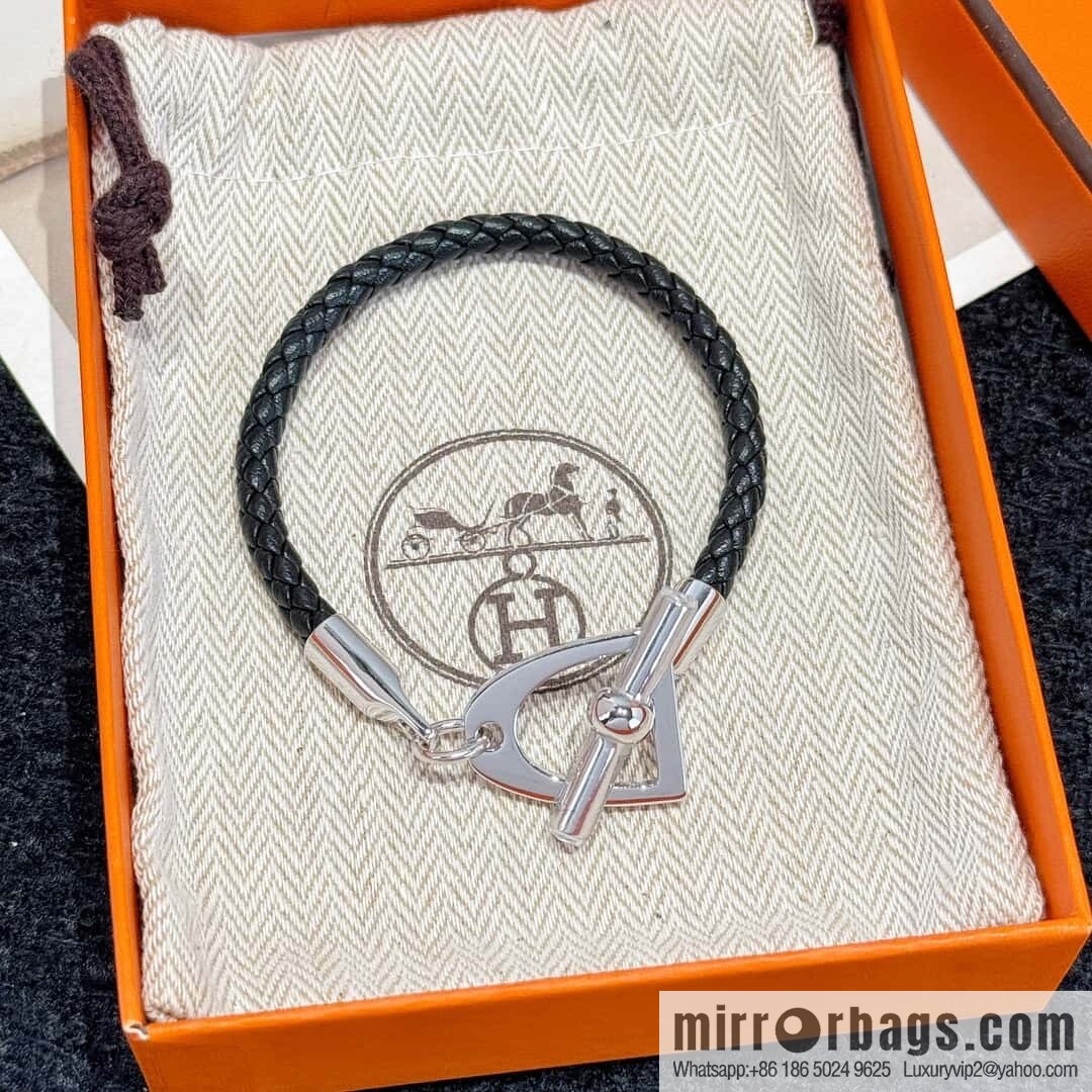 ❗️New ❗️ Silver, New ☑️ Hermès HERMES Etrier Horseshoe Bracelet