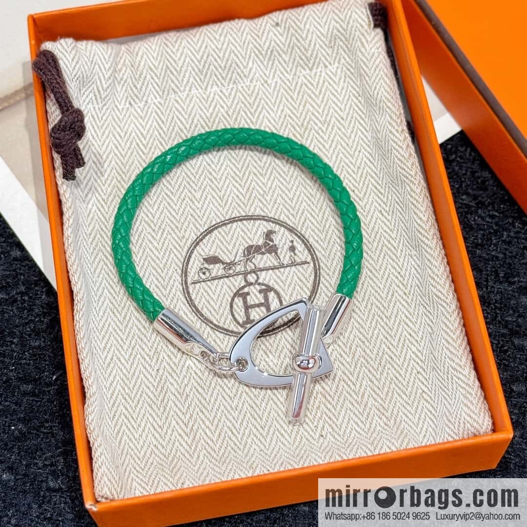 ❗️New ❗️ Silver, New ☑️ Hermès HERMES Etrier Horseshoe Bracelet