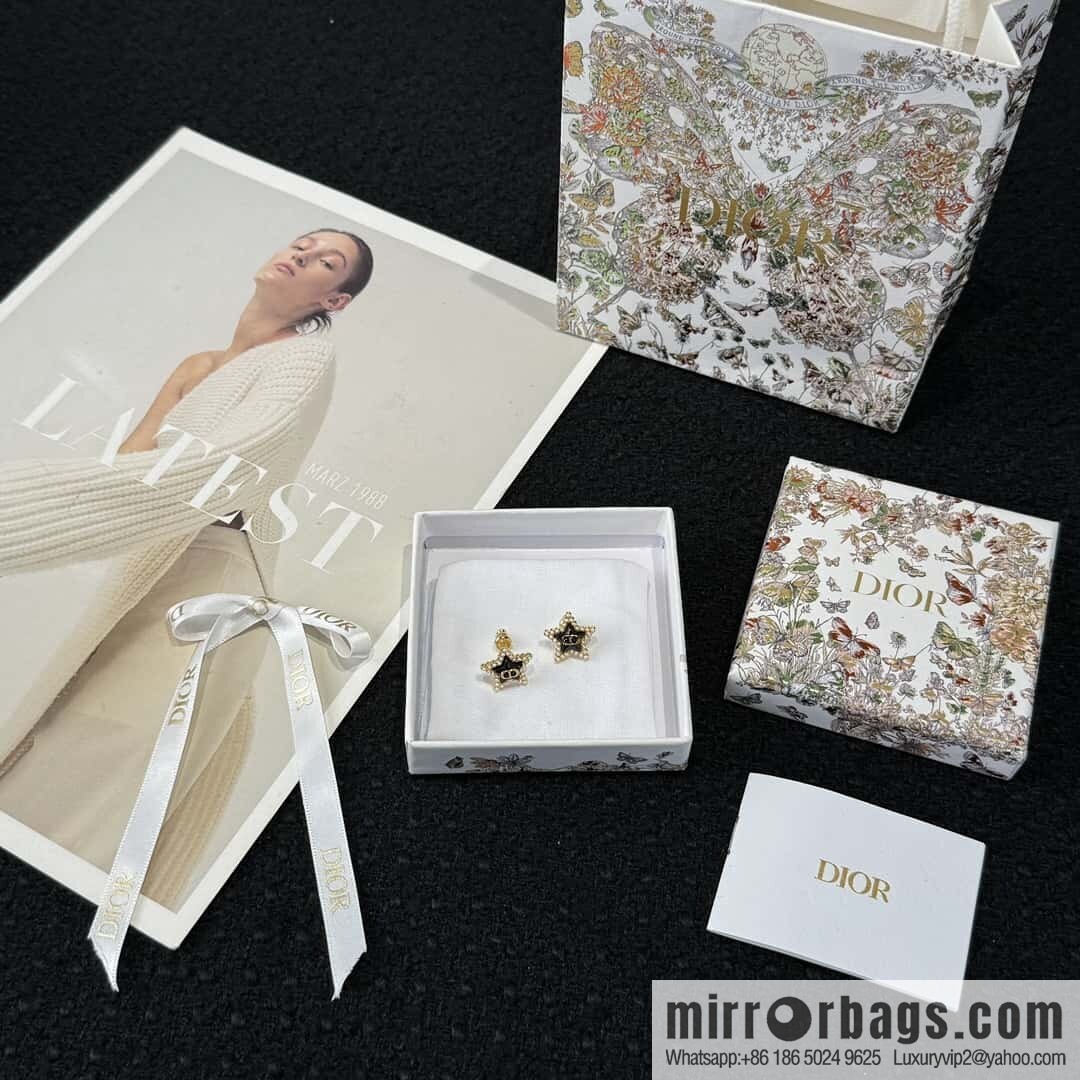 ❗️New ❗️☀️ New ☑️ Dior pearl pentagram ⭐ star stud earrings ☀️